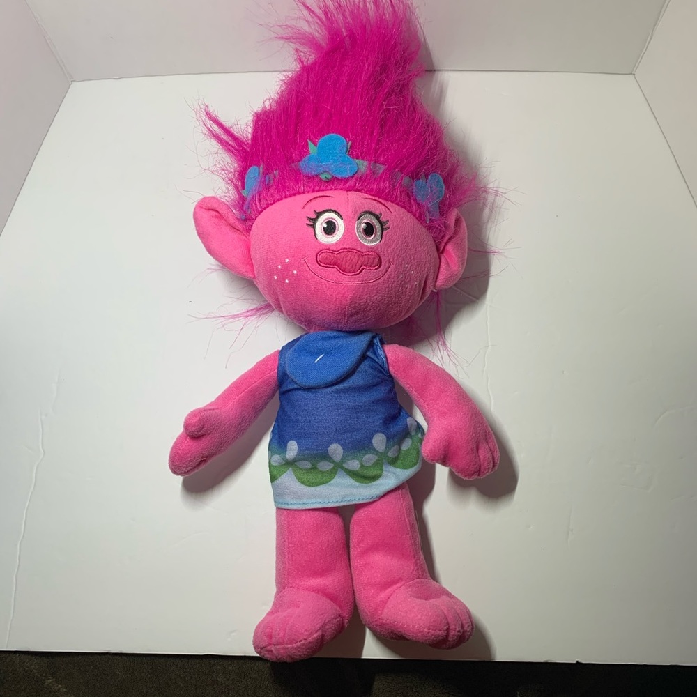 Dreamworks Trolls Princess Poppy Plush Pink Troll